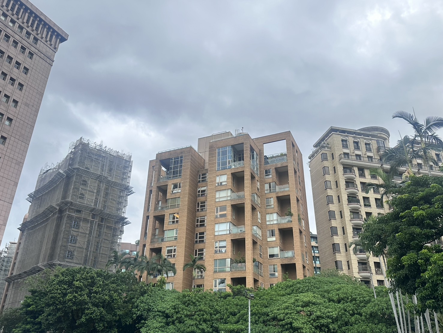 天母「龍邦國宴」 台灣房屋朗居天母店提供