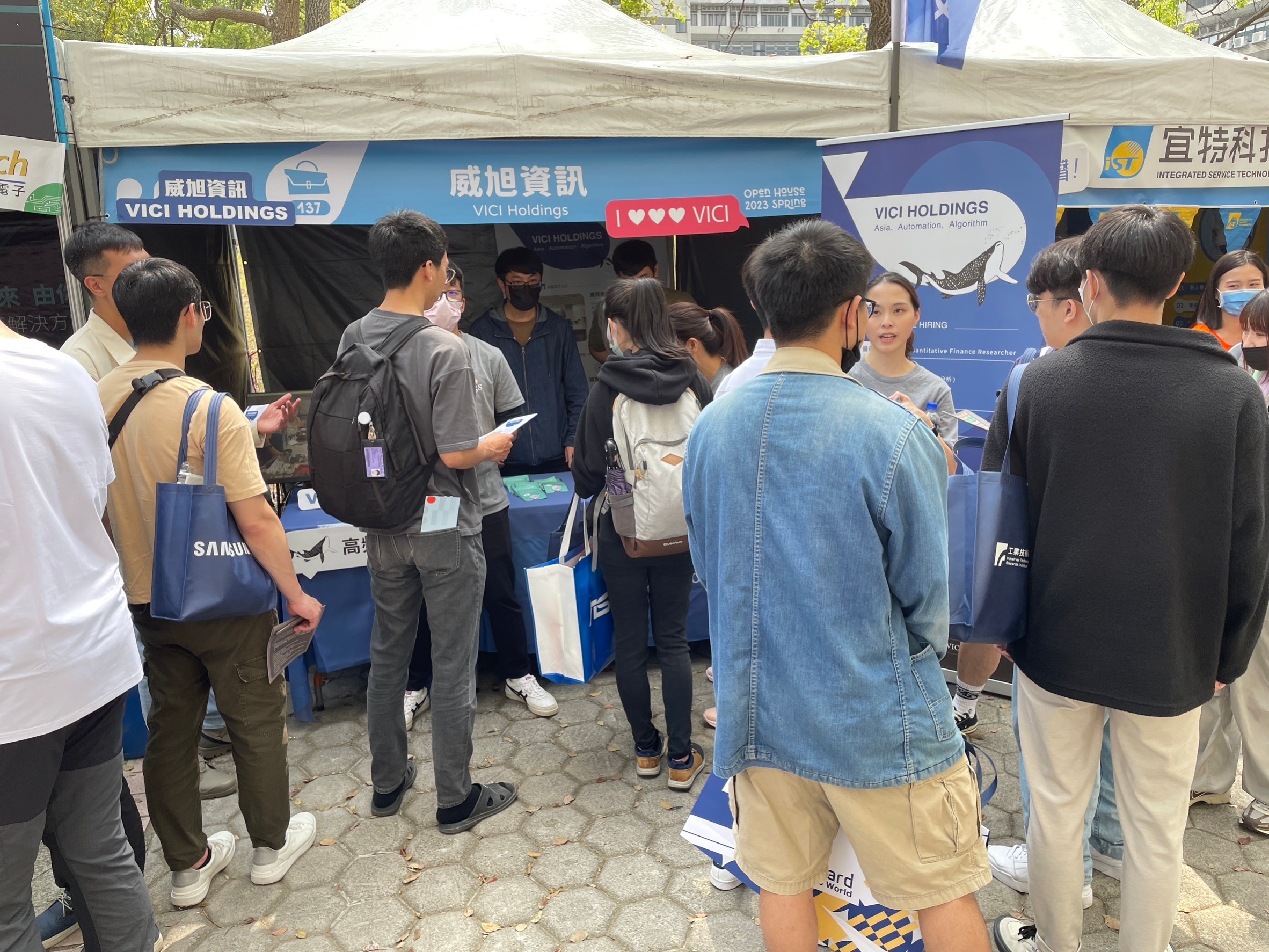 科技業薪資高，每年校園徵才詢問度高