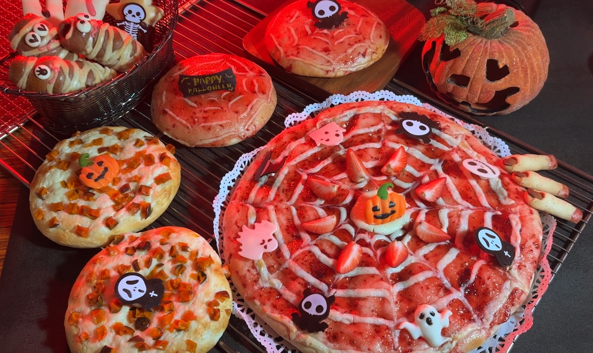 合法搗蛋搞鬼月！13吋的創意Pizza「萌鬼同樂會」主打「草莓醬的甜Pizza」，將成為學校派對的聚會必買首選。（圖／神旺普諾麵包坊提供）