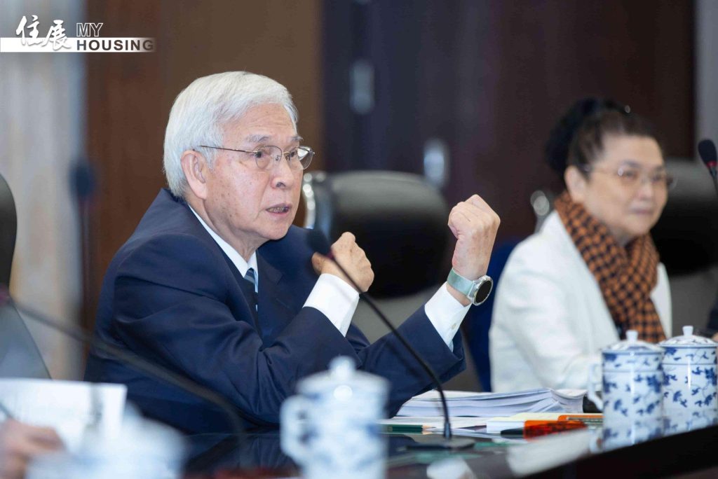 Freecompress 20251218 央行總裁楊金龍 22